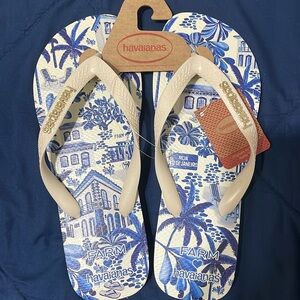 New Farm Havaianas size 11/12 Women